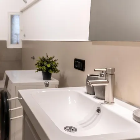 Key Obelisco Apartman *