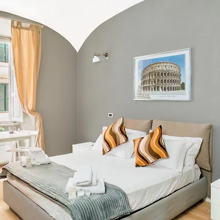 Key Obelisco Apartman *